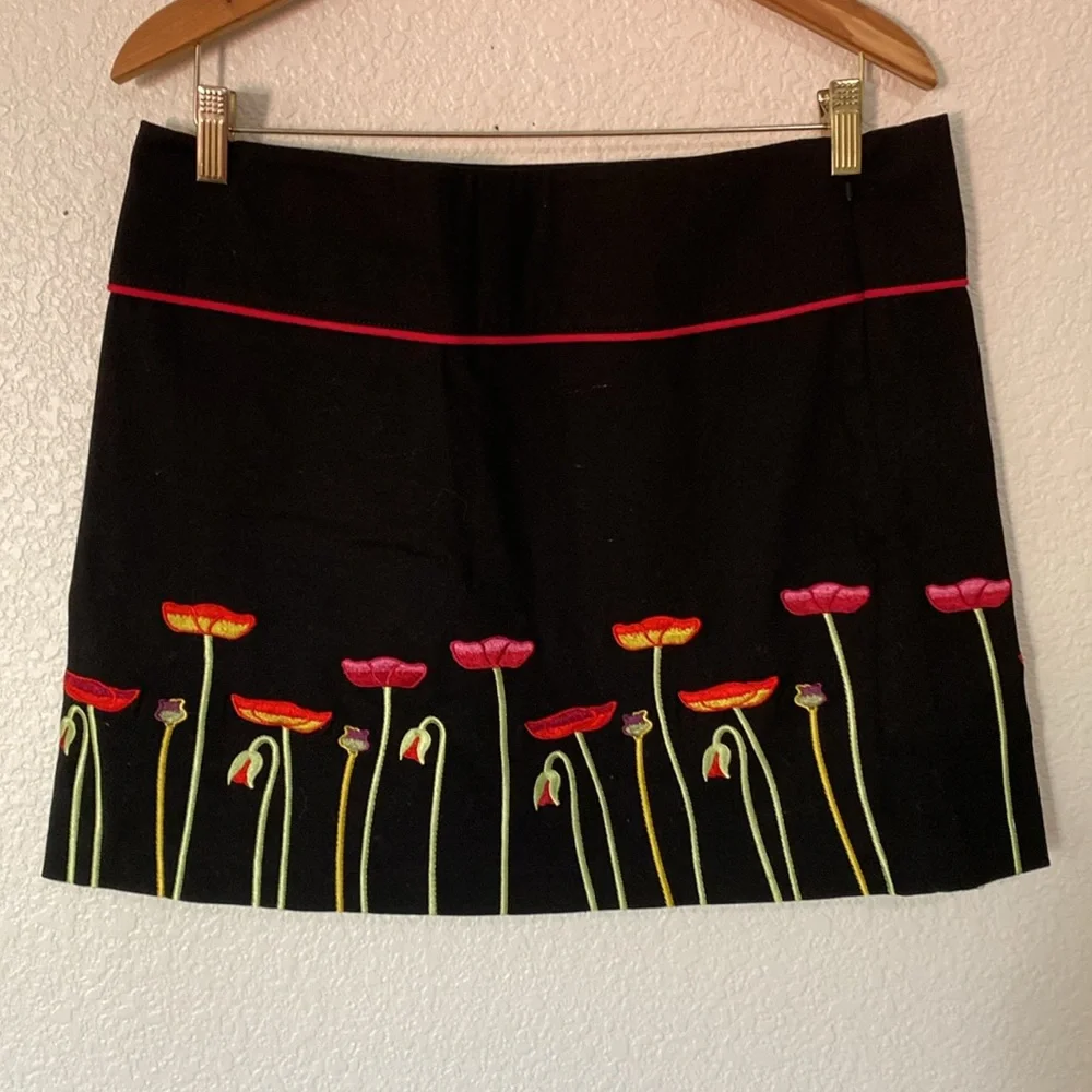 Nicola Quilter Black Embroidered Mini Skirt - Picture 3 of 6